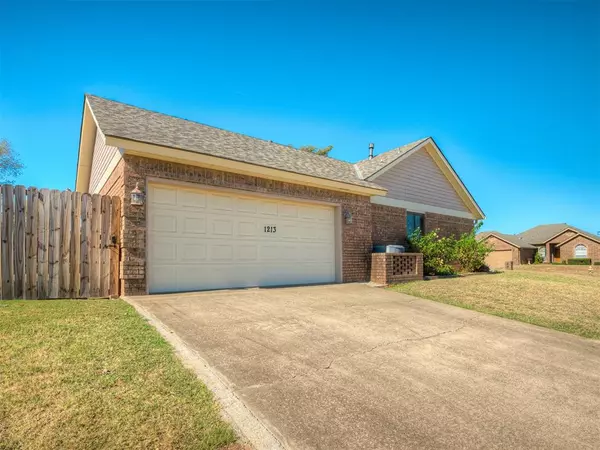 Shawnee, OK 74804,1213 Castle Creek Street