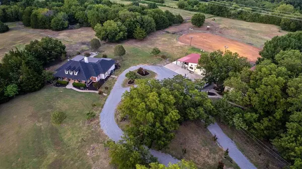 171 Bowen Lane, Van Alstyne, TX 75495