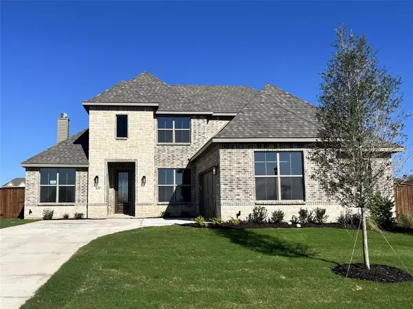 821 Anthem Lane, Forney, TX 75126