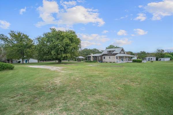 Grand Saline, TX 75140,651 Vz County Road 1319