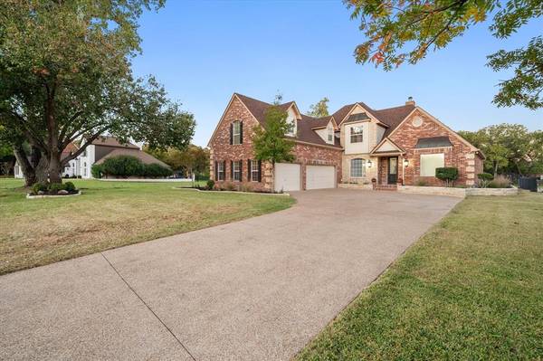 Azle, TX 76020,352 Leeward Circle