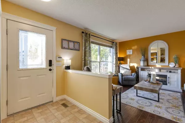 Calgary, AB T3J 4K9,67 Taravista GDNS NE