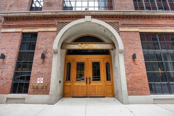 15 Mercer ST #3206, Toronto C01, ON M5V 0T8