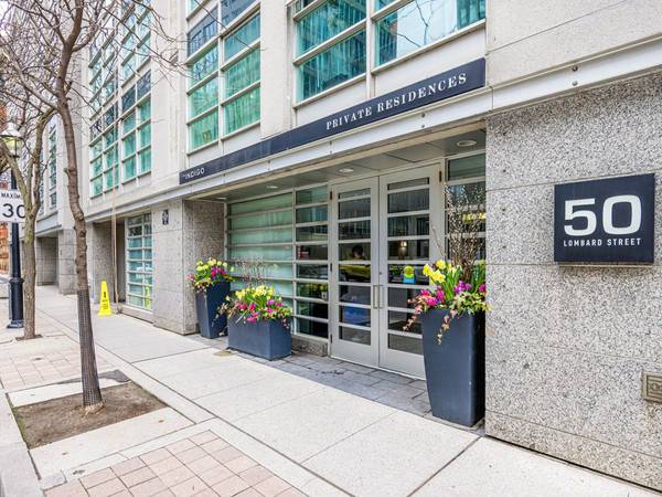 50 Lombard ST #2101, Toronto C08, ON M5C 2X4