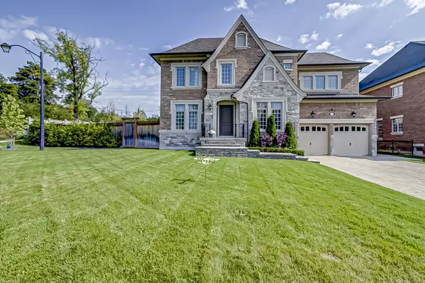 141 Annsleywood CT, Vaughan, ON L4H 4G6