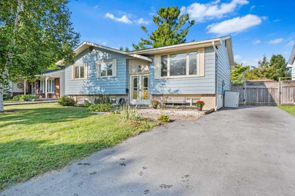 Kingston, ON K7M 7A3,825 Allum AVE