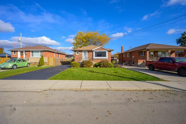 781 Ninth AVE, Hamilton, ON L8T 2A7