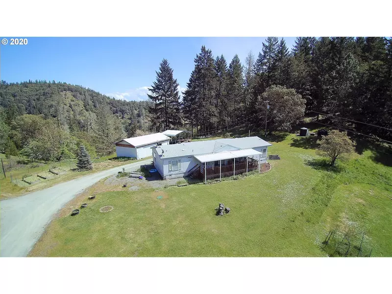 2127 SPRING BROOK RD, Myrtle Creek, OR 97457