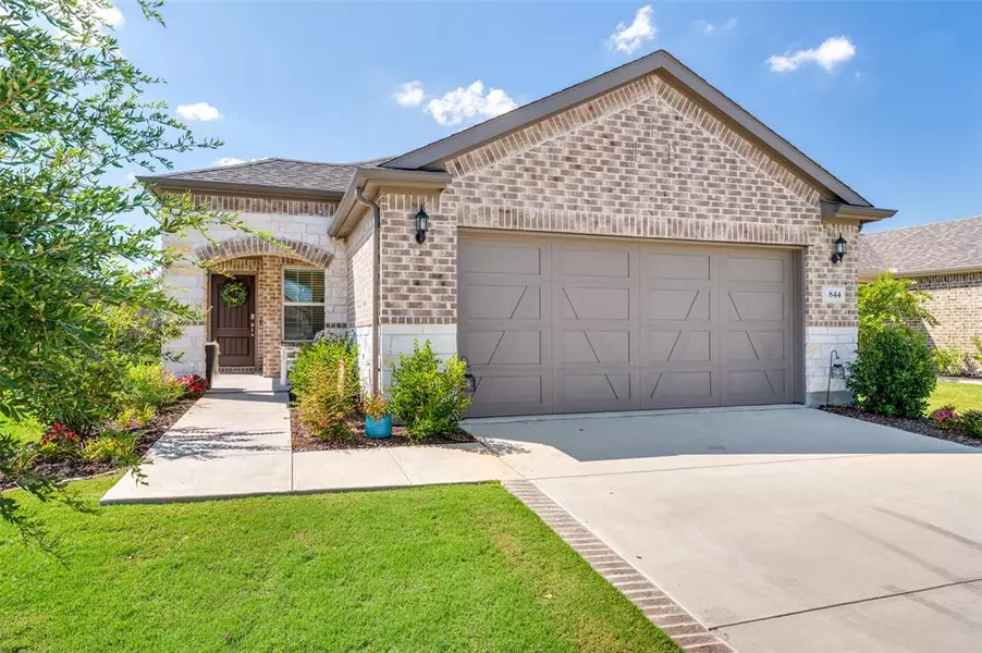 844 Hidden Eddy Drive, Mckinney, TX 75071