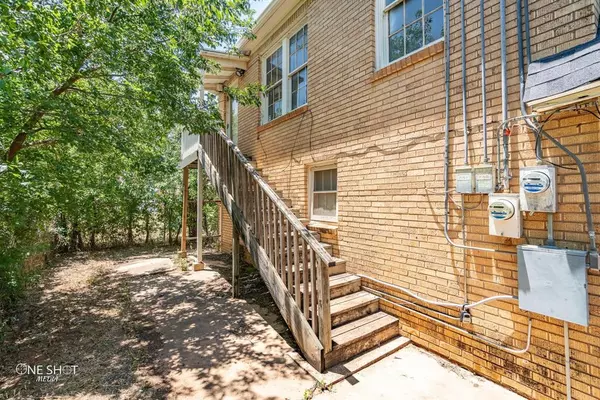 Abilene, TX 79601,1725 Avenue D #2