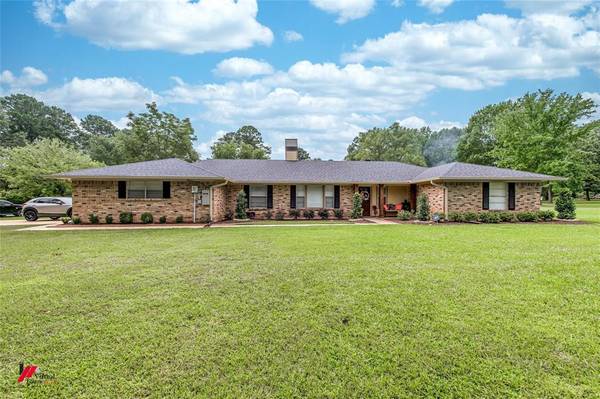 8401 Bea Lane, Greenwood, LA 71033