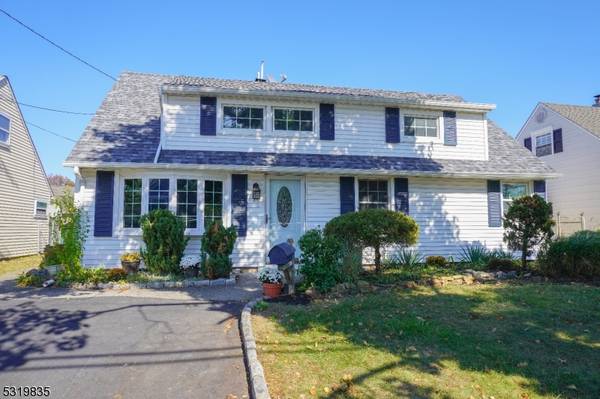 42 Grand Ave, Woodbridge Twp., NJ 08830