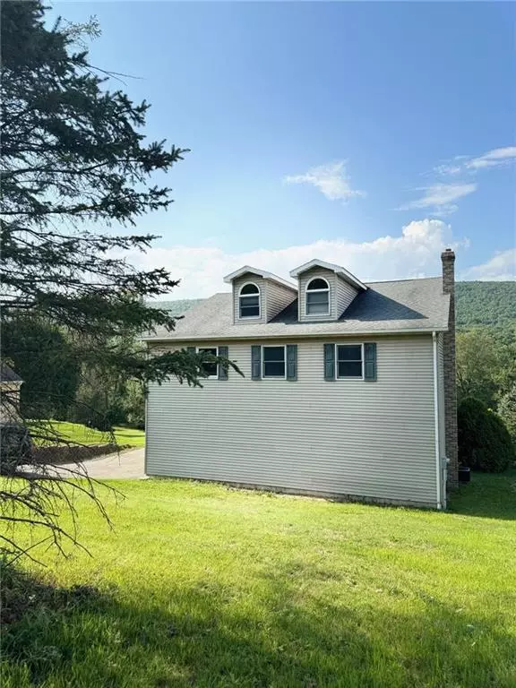 540 East Cattawissa Street,  Nesquehoning Borough,  PA 18240