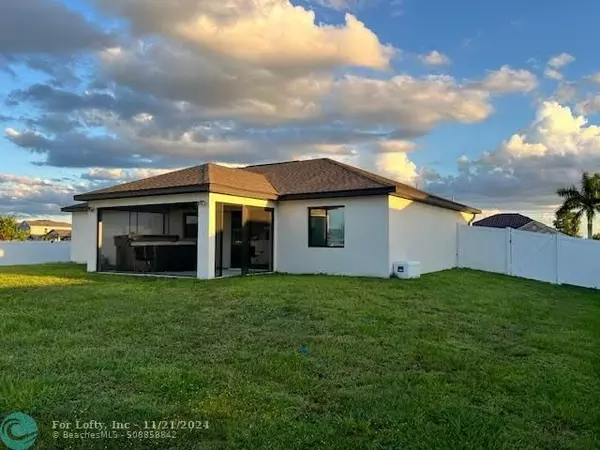 Cape Coral, FL 33993,419 NW 18th Ter