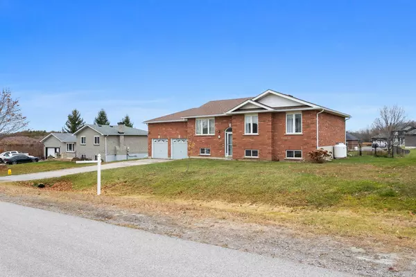 Kawartha Lakes, ON K0M 2T0,8 Mancini Dr DR