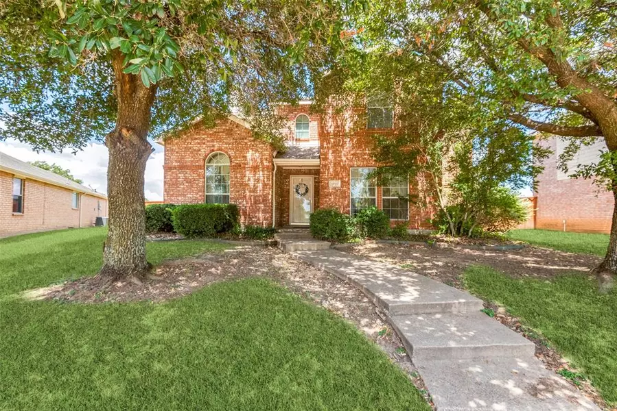 2628 Loch Wood Drive, Lancaster, TX 75146