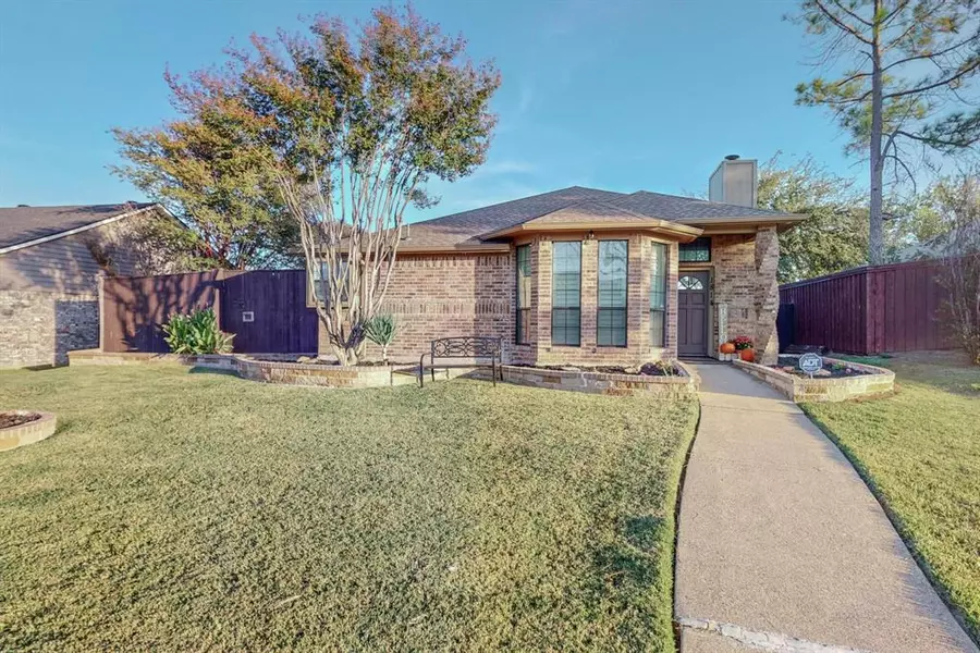 1814 Apache Trail, Mesquite, TX 75149