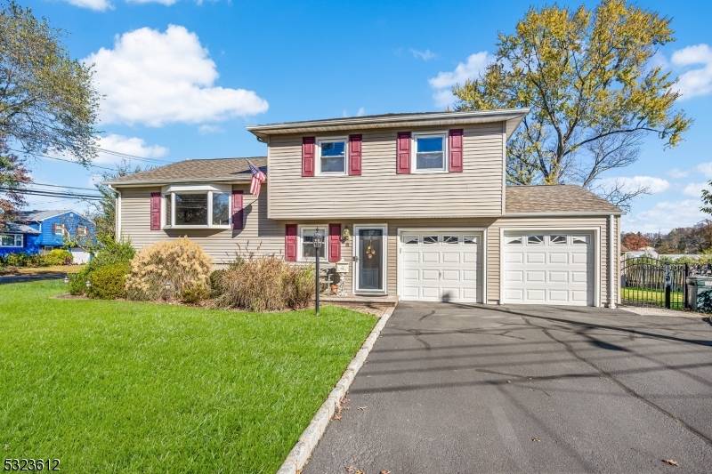 8 Harvard Rd, Cranford Twp., NJ 07016