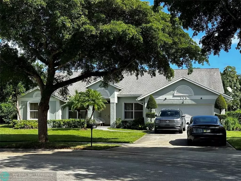 Delray Beach, FL 33445,715 Birdie Court