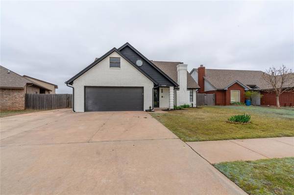 1104 N Avery Drive, Moore, OK 73160