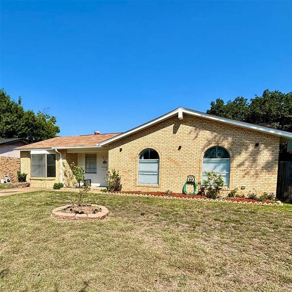 1601 Homestead Place, Garland, TX 75044