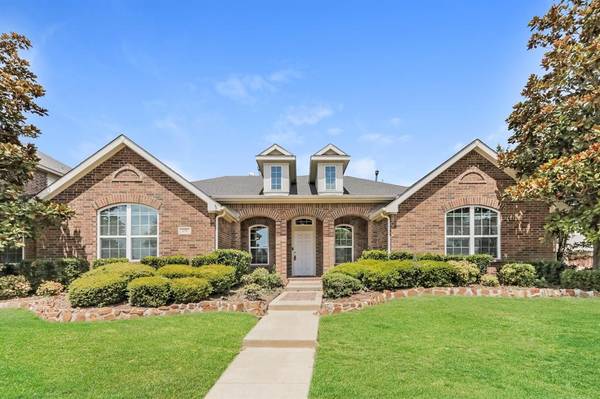 631 Magnolia Lane, Glenn Heights, TX 75154