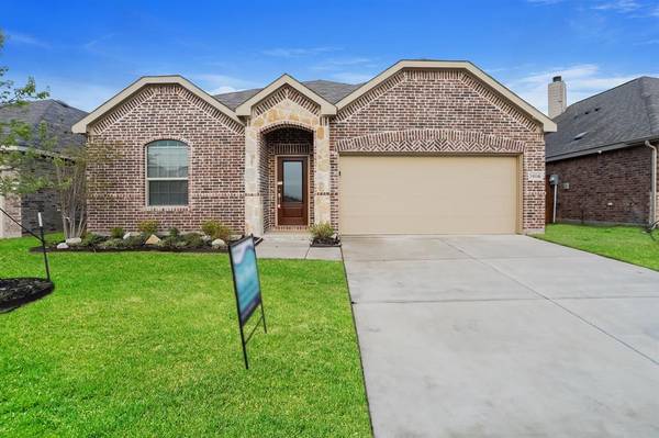 3401 Riverside Drive, Aubrey, TX 76227