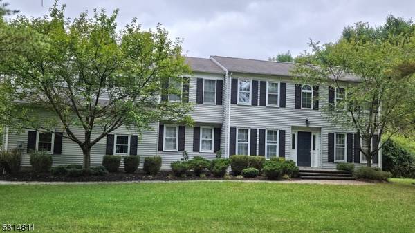 698 Deerfield Ln, Union Twp., NJ 08802