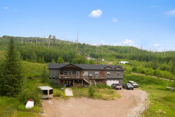 5627 Draper RD, Fort Mcmurray, AB T9H0K7