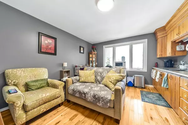 Whitby, ON L1N 1B3,1511 Dufferin ST