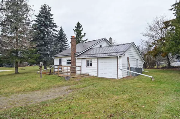 Simcoe, ON L9W 2Z2,994417 Mono Adjala Townline RD E