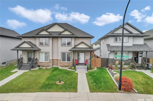 Saskatoon, SK S7R 0A7,607 Coad CRESCENT