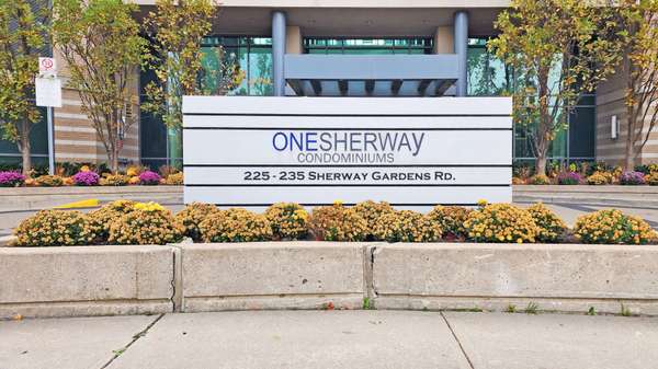 Toronto W08, ON M9C 0A3,225 Sherway Gardens RD #1209