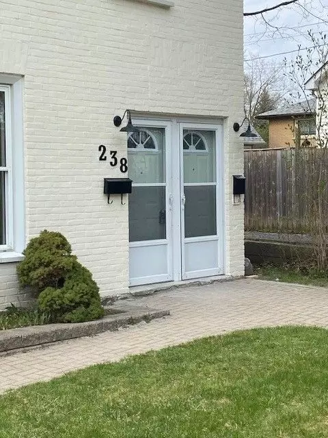 238 Wolsely ST #Main, Peterborough, ON K9H 4Z6