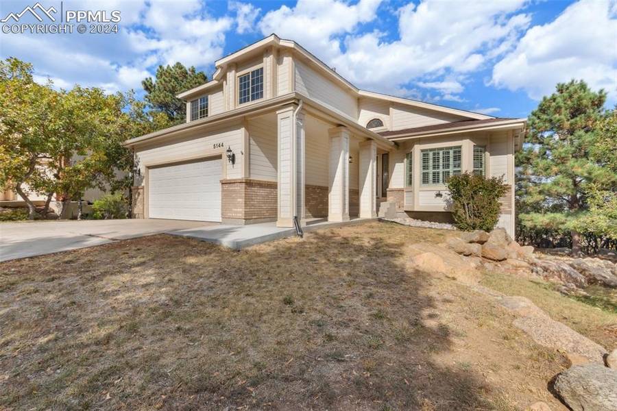 5144 Broadmoor Bluffs DR, Colorado Springs, CO 80906