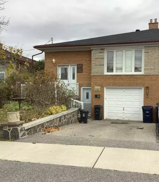 70 Watney CRES, Toronto W05, ON M3L 2C9