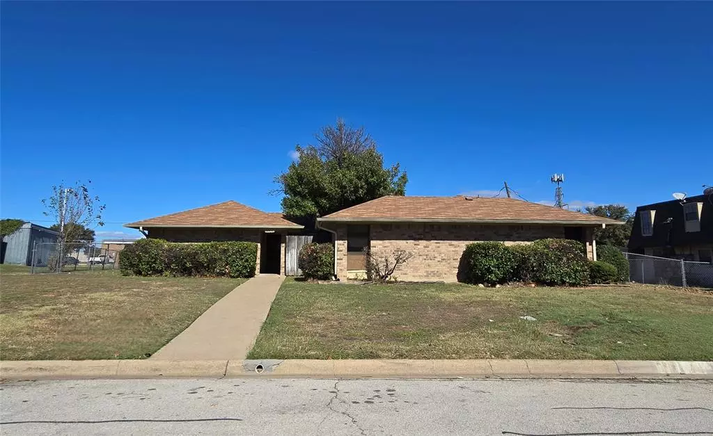 Fort Worth, TX 76133,3704 Cibolo Drive