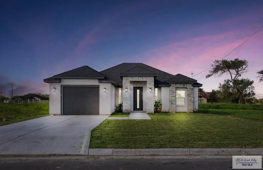 Los Fresnos, TX 78566,32913 NAYELI ST