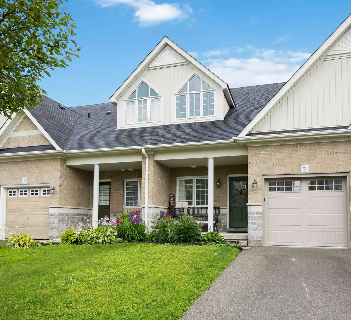 Clarington, ON L1E 0H3,7 Vetzal CT