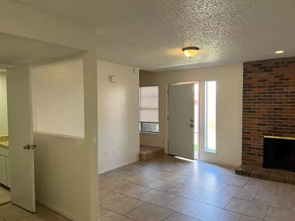 Fort Worth, TX 76107,4928 Diaz Avenue #2