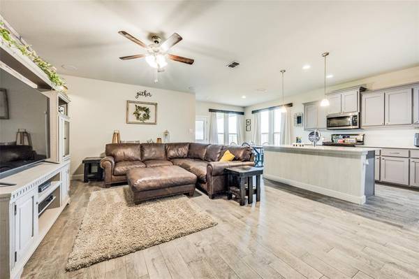 1360 Madeline Lane, Krum, TX 76249