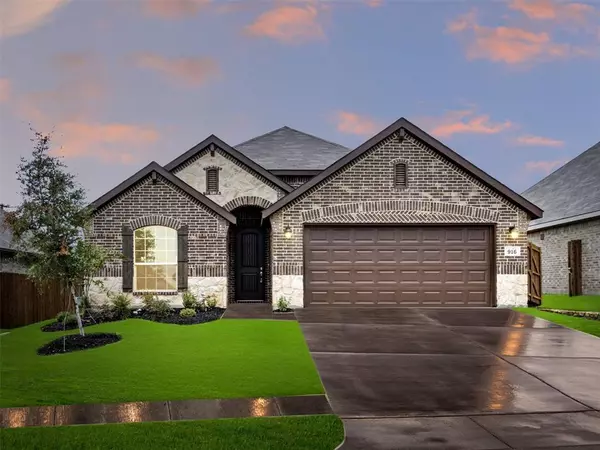 916 Misty Lane,  Cleburne,  TX 76033