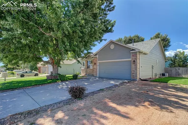 Colorado Springs, CO 80922,3125 Frazier LN