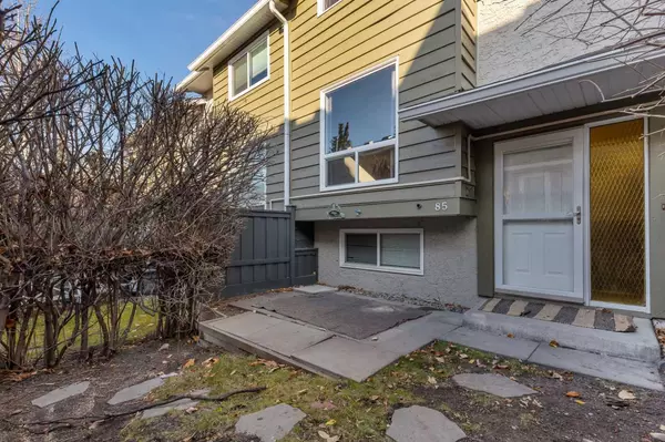 Calgary, AB T3G 1R8,6915 Ranchview DR Northwest #85