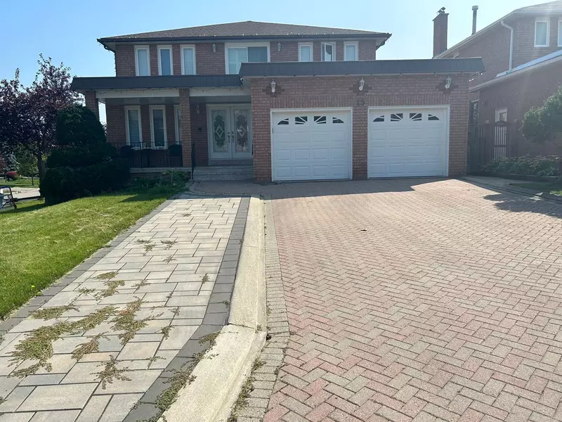 15 SWANSEA RD #MAIN, Markham, ON L3R 8Y4