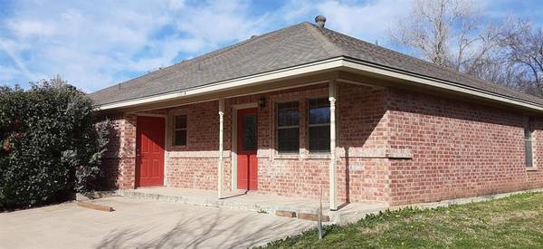 1307 Edison Avenue #B, Bridgeport, TX 76426