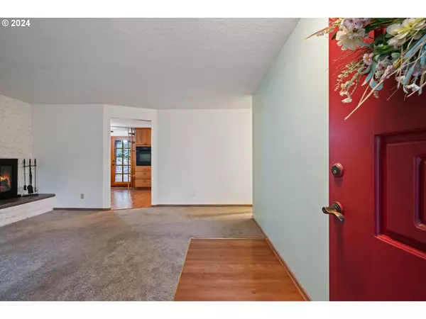 Portland, OR 97223,7210 SW SHADY CT