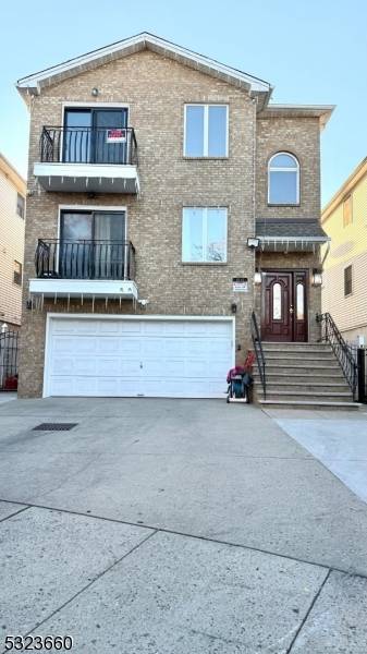 43-45 Carmen Ct  2nd floor, Newark City, NJ 07105