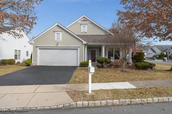 2 Stafford Ln, White Twp., NJ 07823