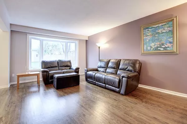 Mississauga, ON L5K 1E7,2696 Hollington CRES